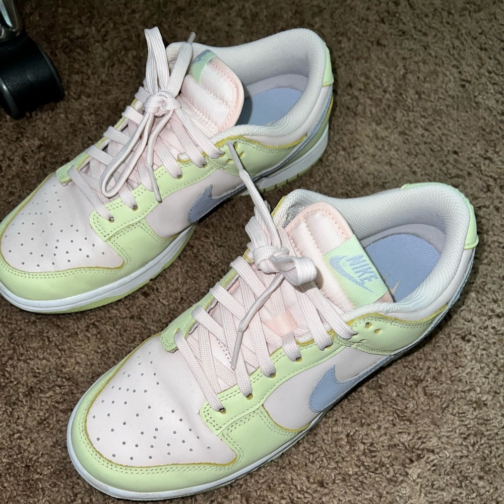 Nike Dunks low lime ice